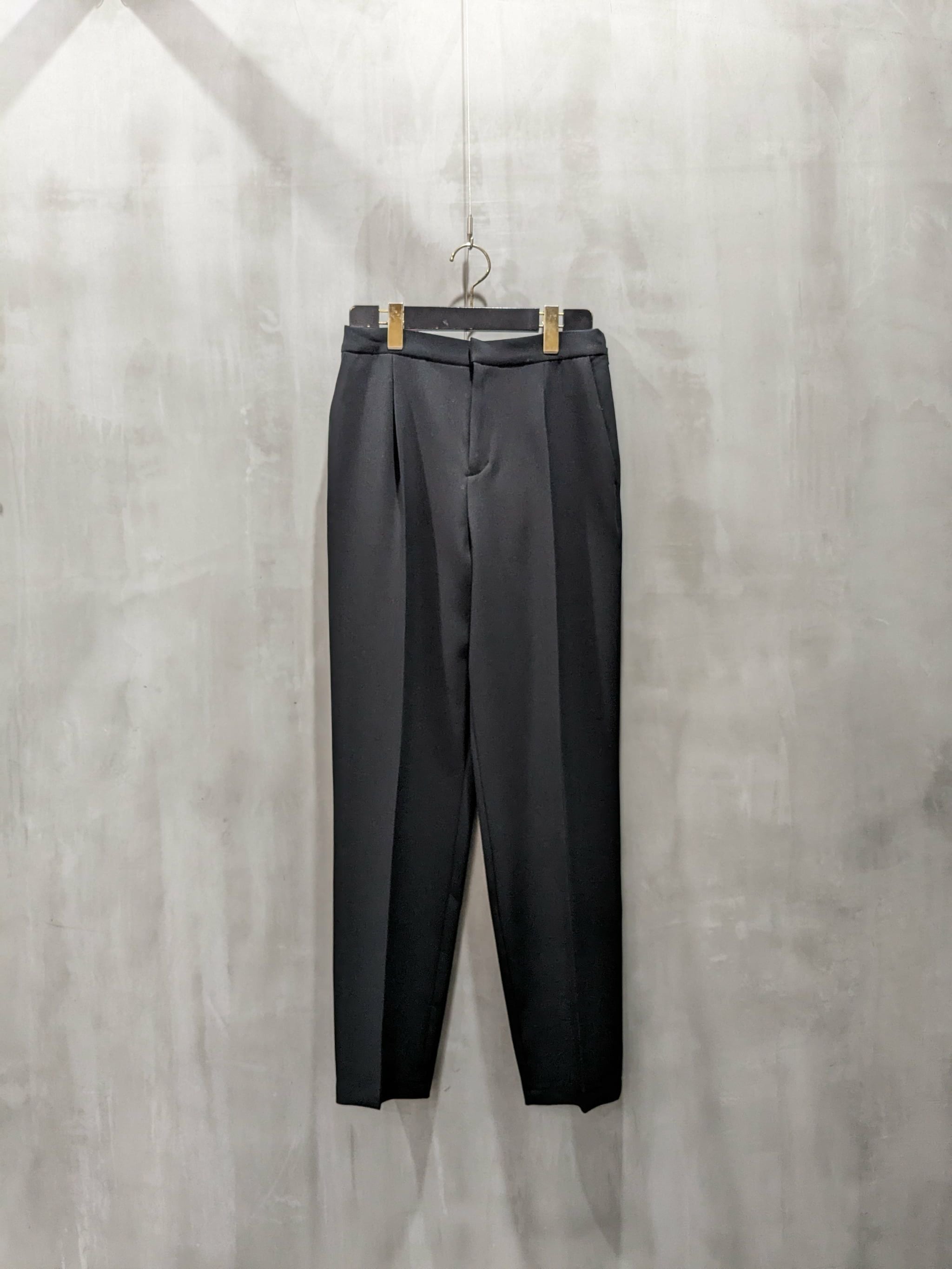 10%OFFセール】FORFORMO（フォルフォルモ） | Stretch Tuck Pants