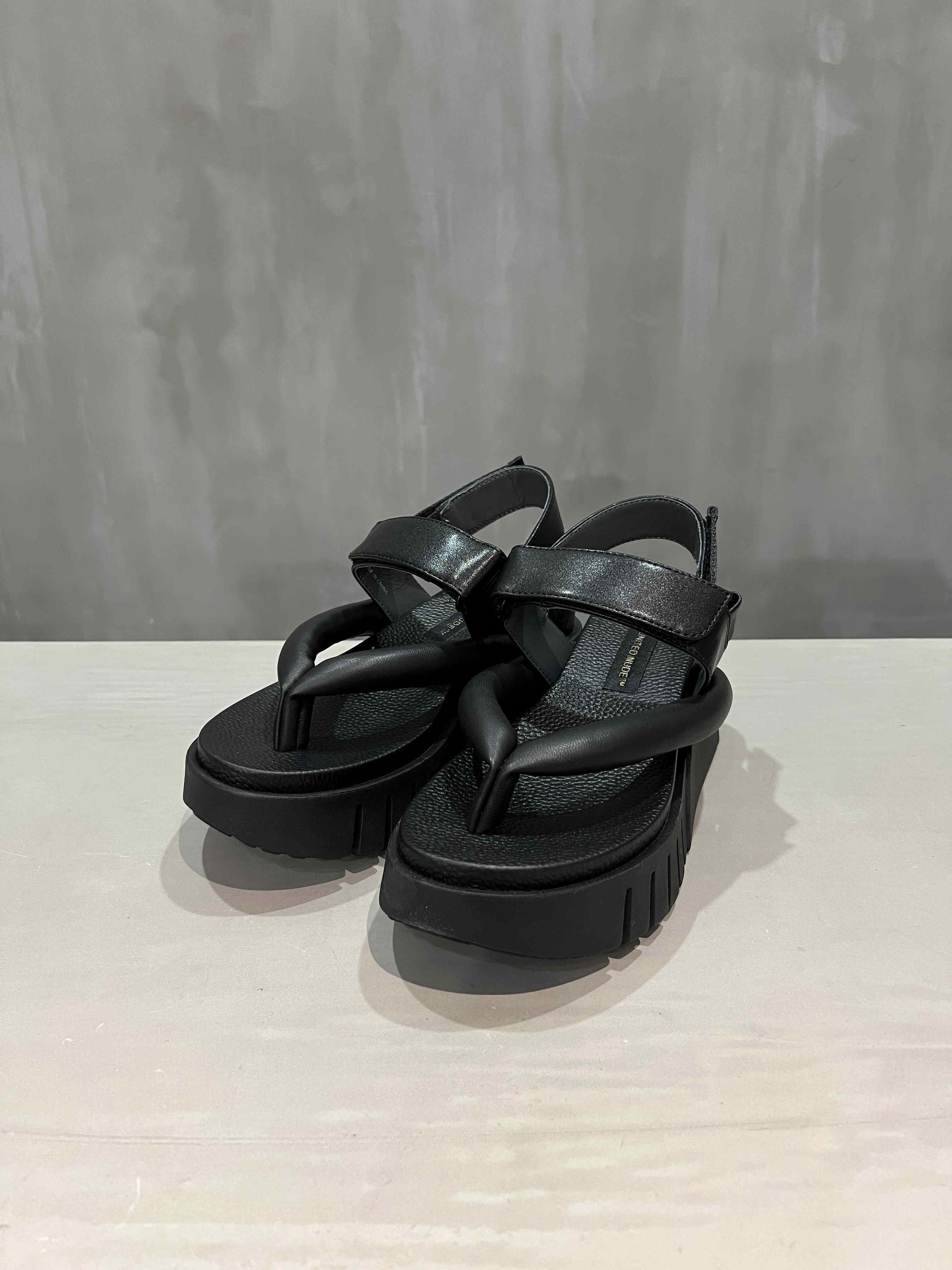 UNITED NUDE（ユナイテッドヌード）｜Delta Tong Black｜46430004