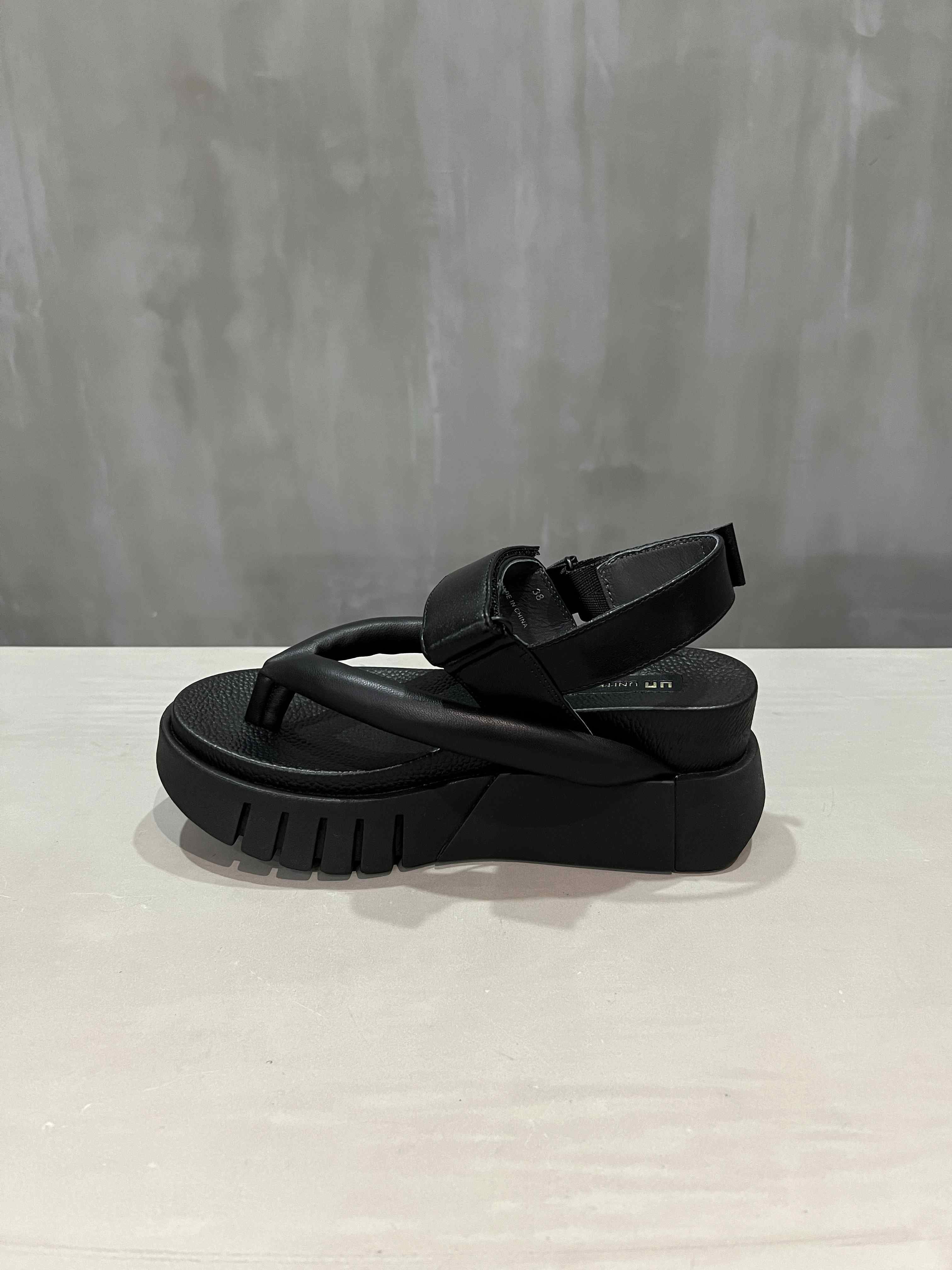 ユナイテッドヌード　サンダル　36 000000002950-04.jpg?size=l&w=