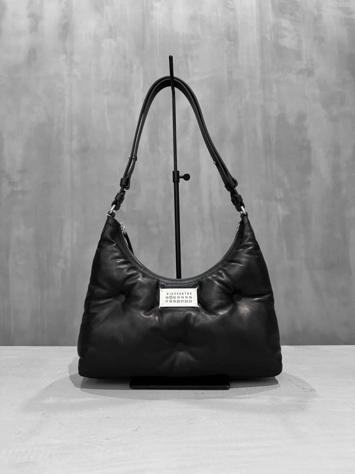 Maison Margiela(メゾンマルジェラ)|Glam Slam hobo small|SB3WG0024P4300