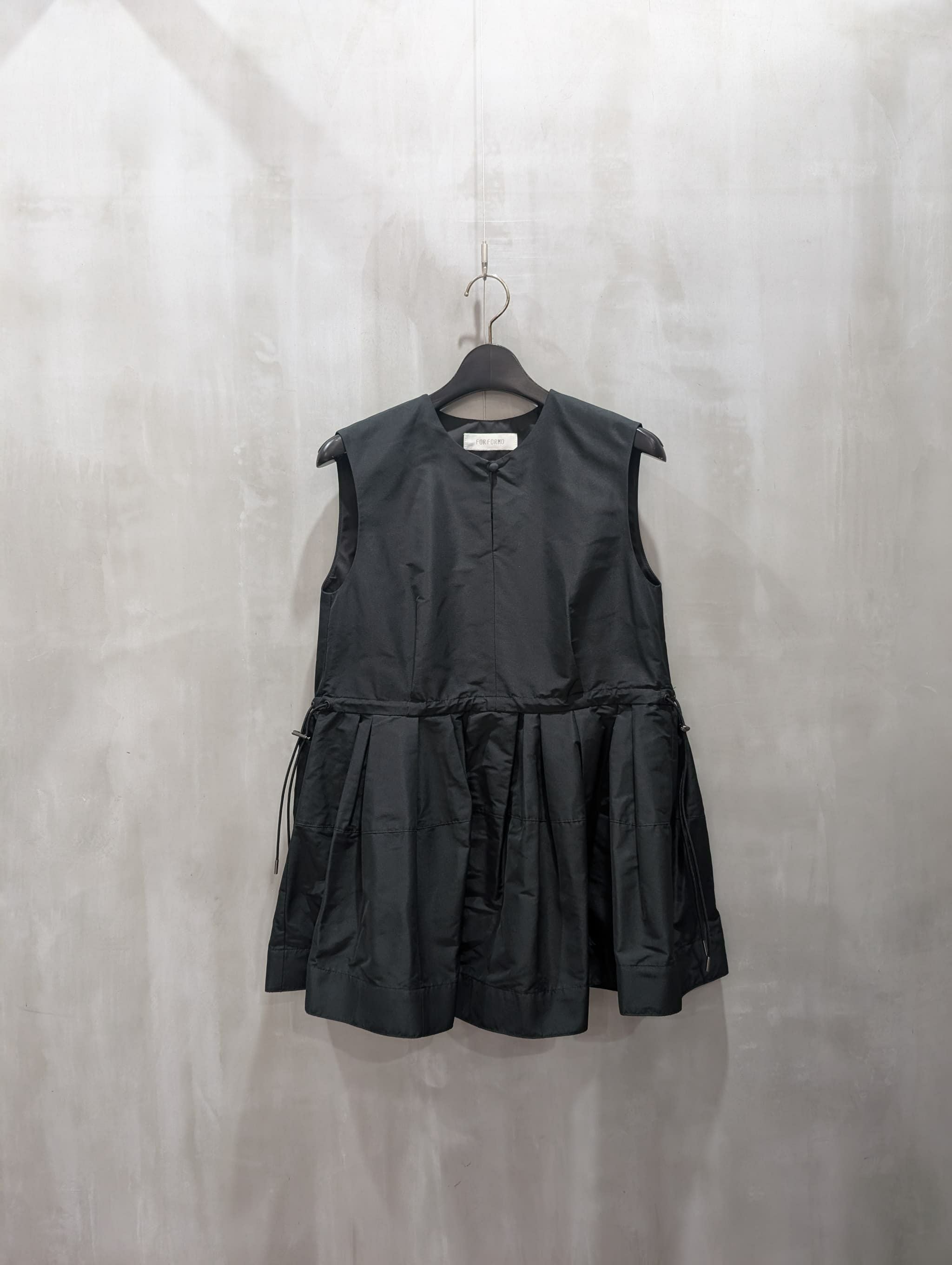 FORFORMO（フォルフォルモ）｜Sleeveless Form Tops｜724316 | MFG