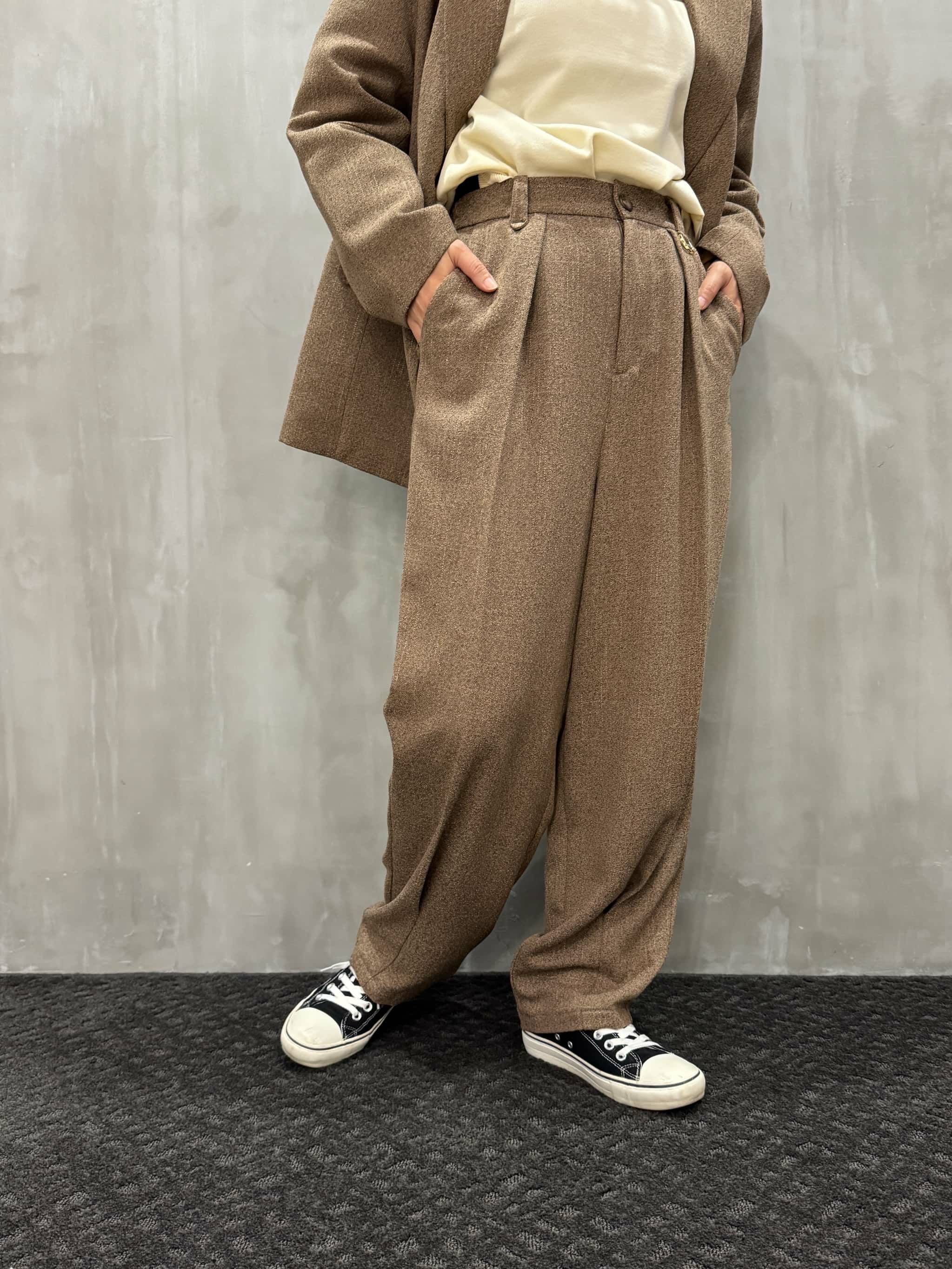 20%OFFセール】CHIGNON（シニヨン）｜ツイードタックヘムパンツ｜3645