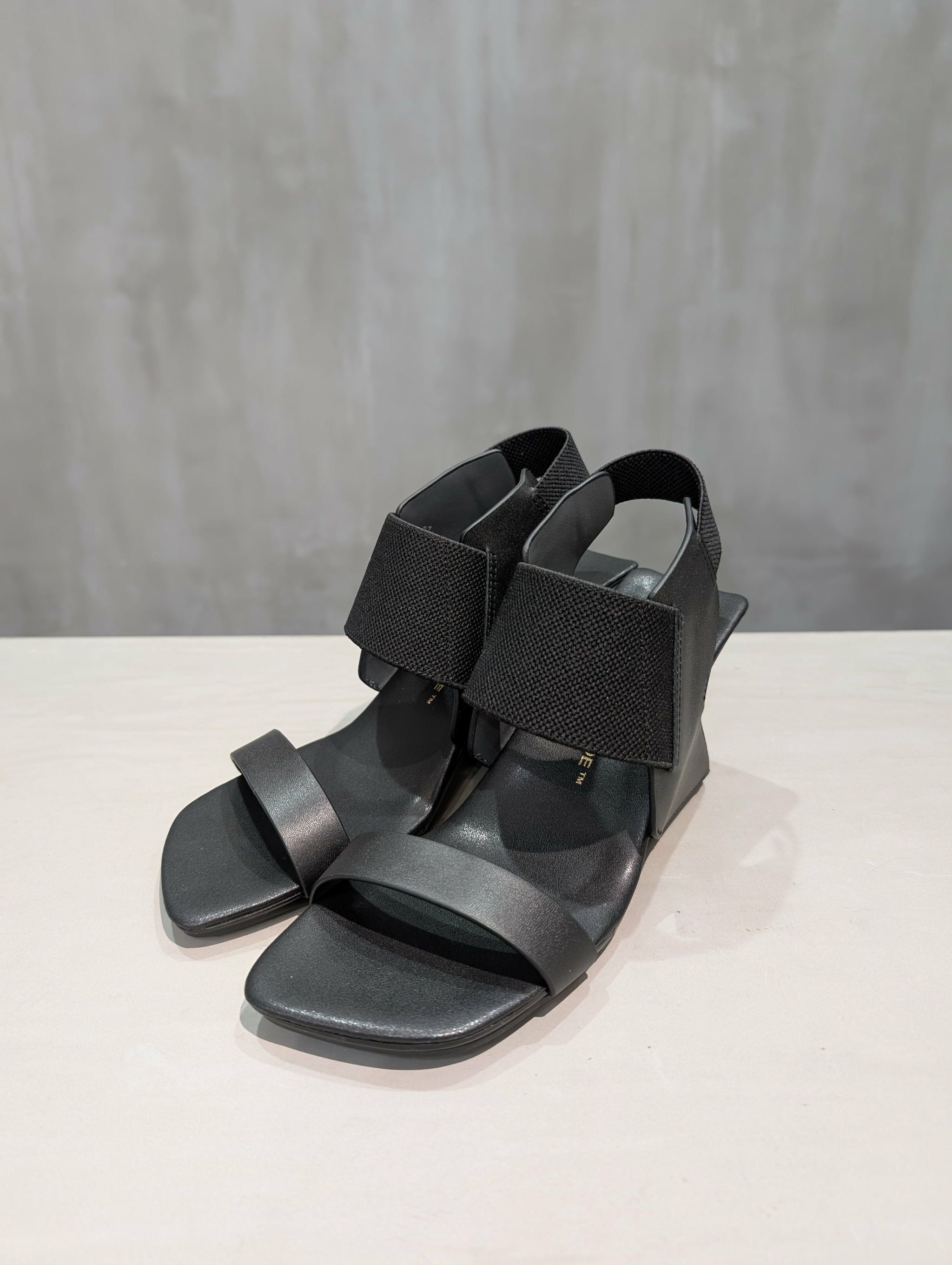 united nude（ユナイテッドヌード）の通販なら、正規代理店のmfg webstore