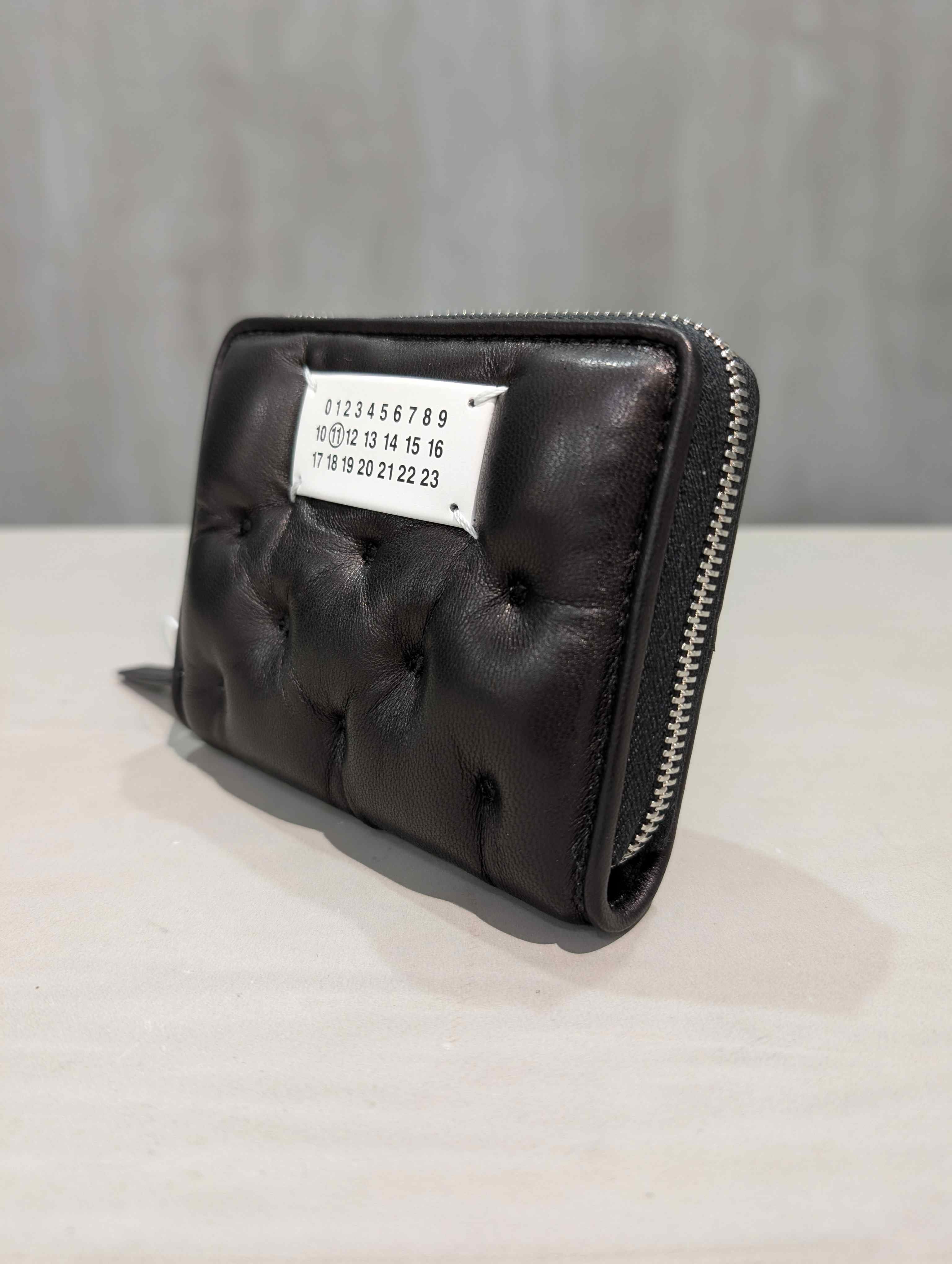 Maison Margiela（メゾンマルジェラ）｜Glam Slam Embroidered Wallet