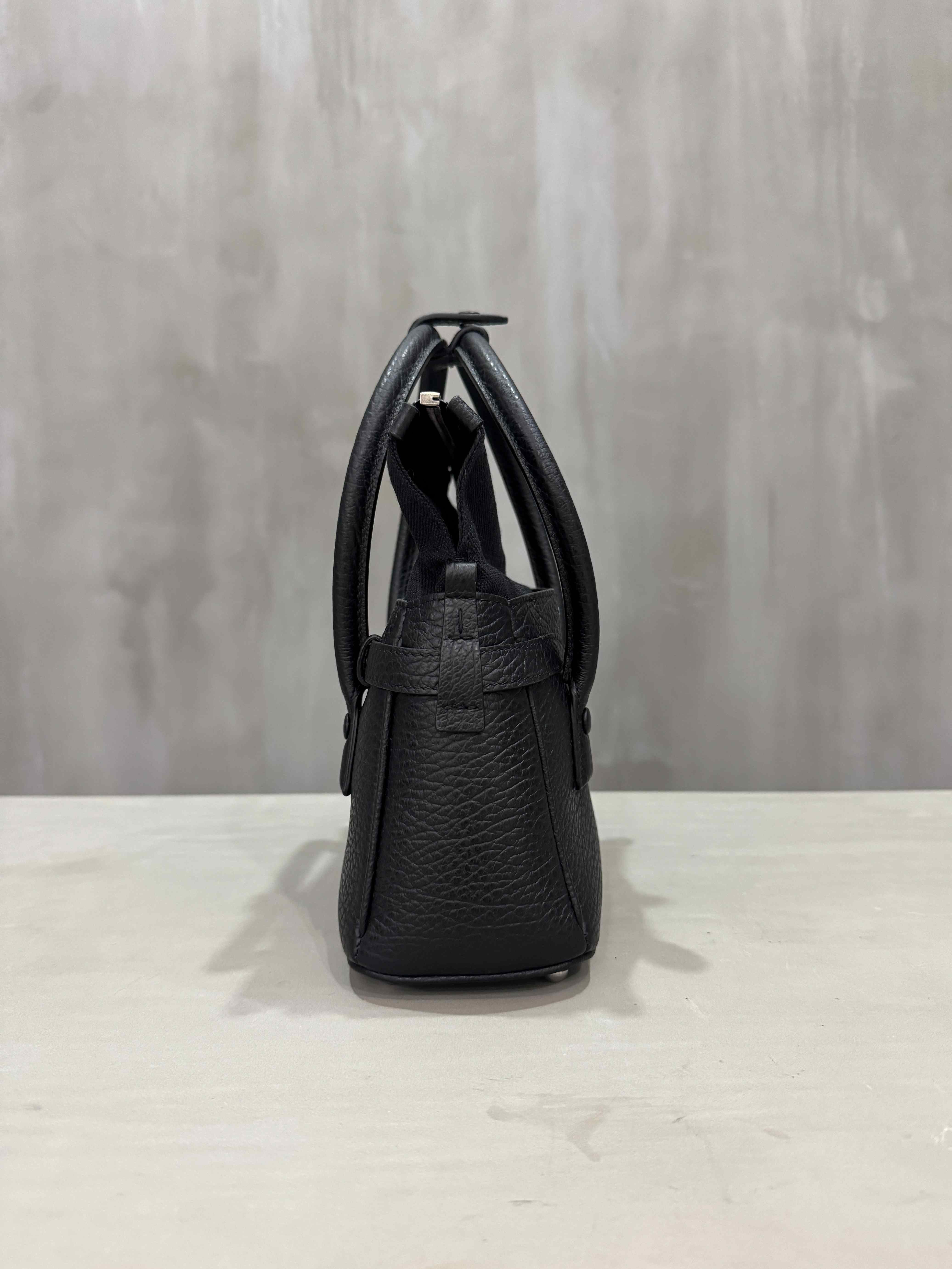 Maison Margiela（メゾンマルジェラ）｜5AC East West handbag small