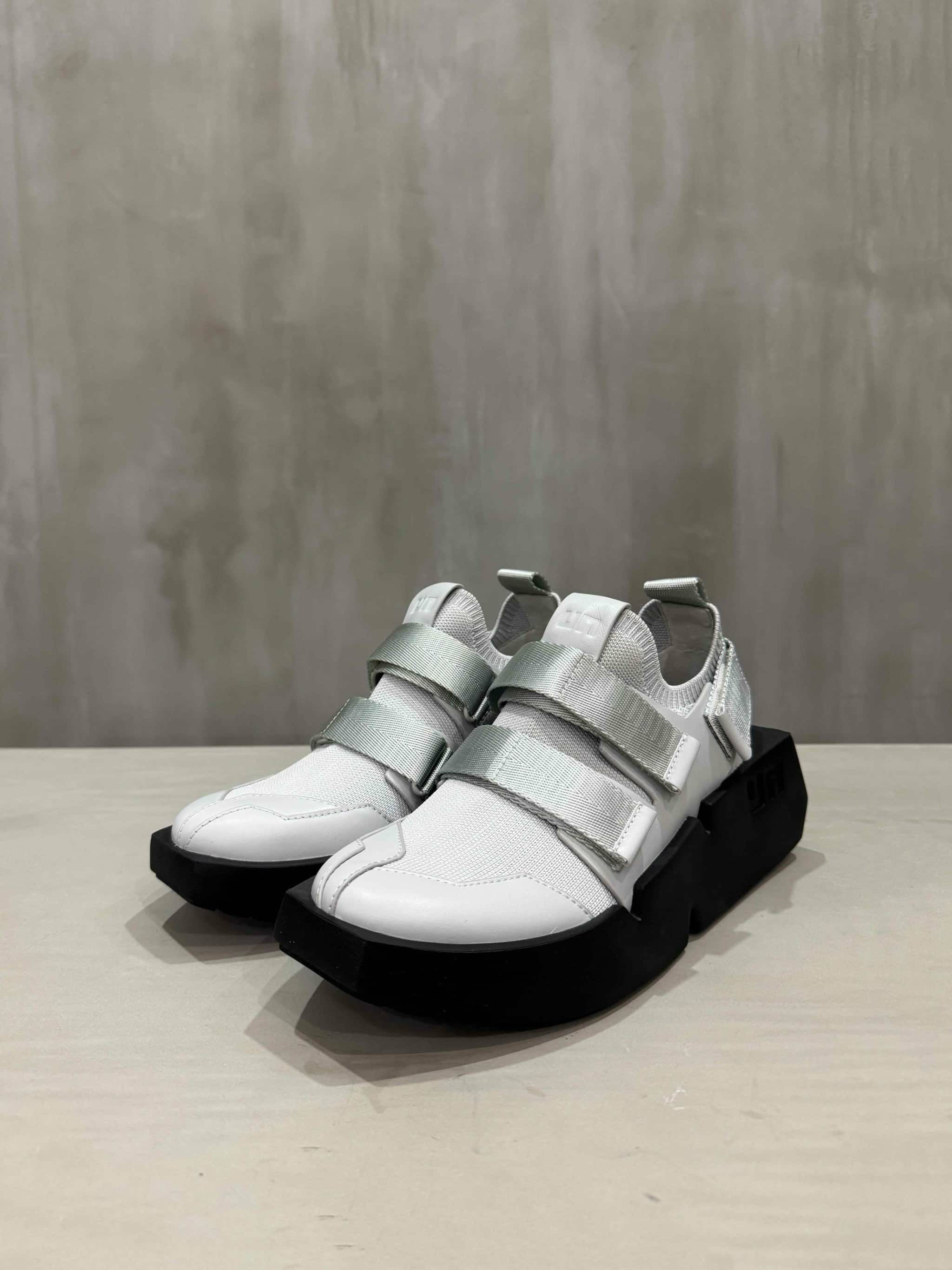 シューズ | MFG WEBSTORE