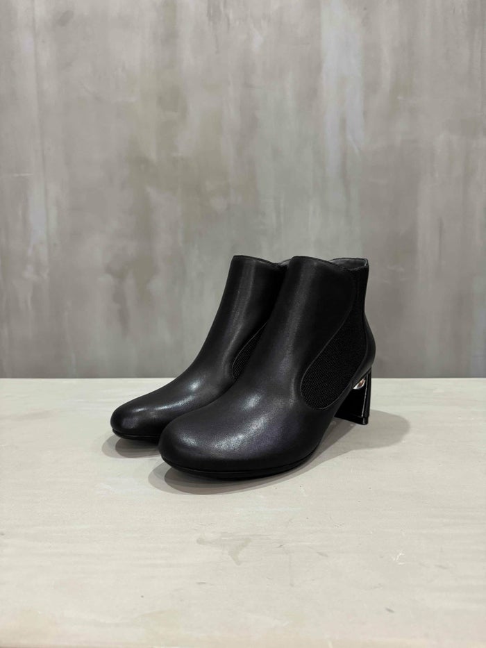 UNITED NUDE(ユナイテッドヌード)|Zuma Flow Mid|76450005