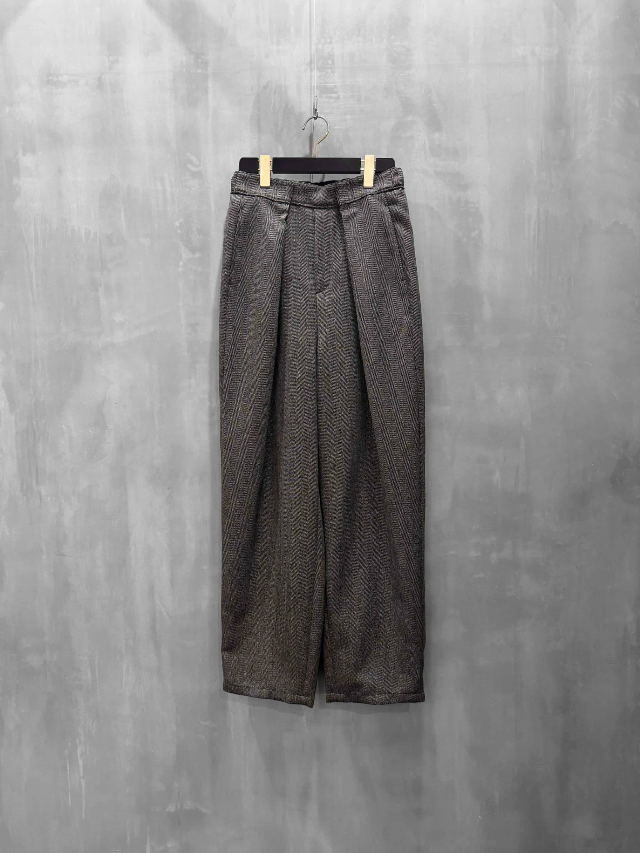 SIWALY fluid（シワリーフルイド）｜Tucked Pants（unisex）｜525319