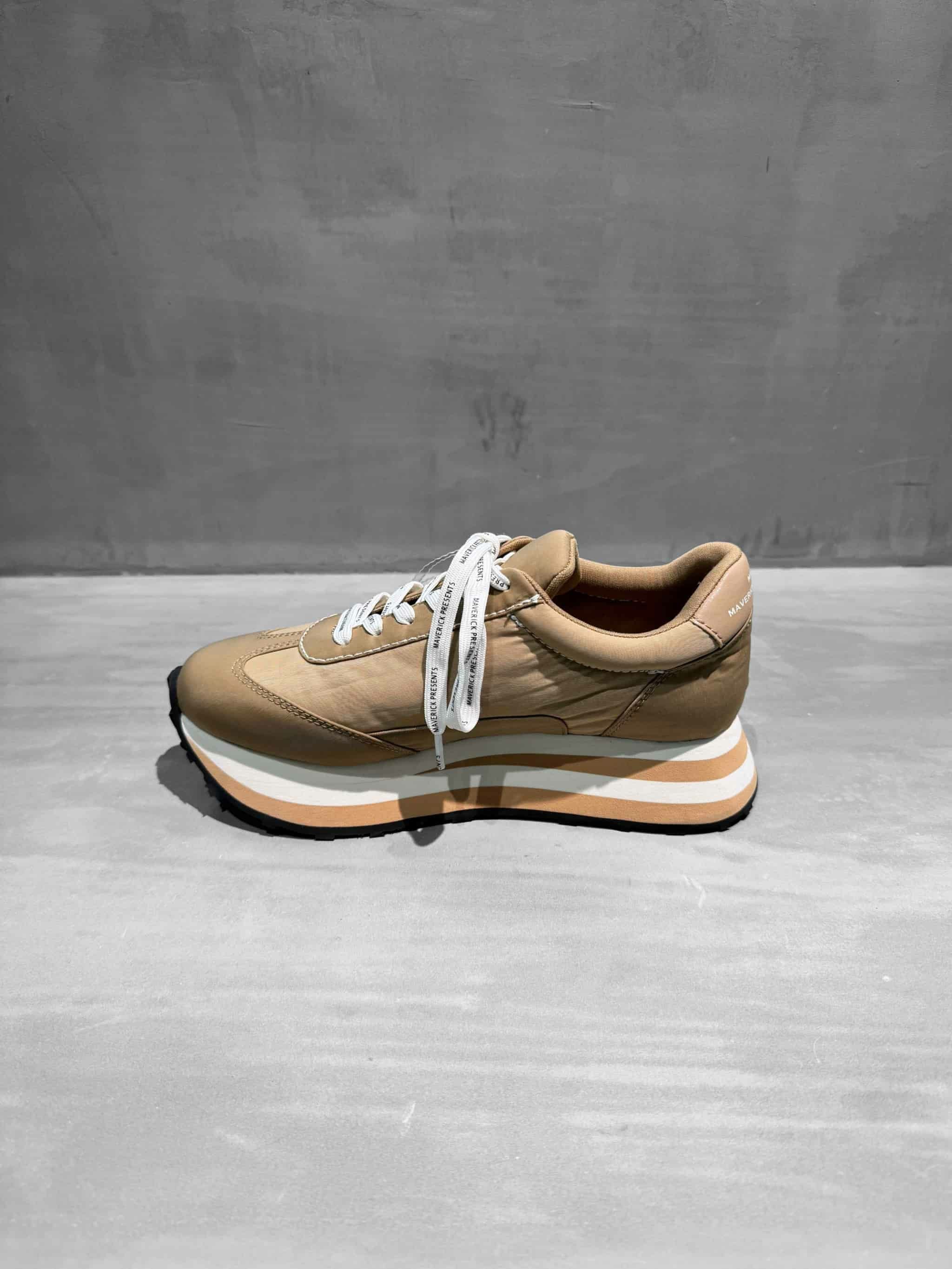 20%OFFセール】MAISON MAVERICK PRESENTS（メゾンマヴェリック