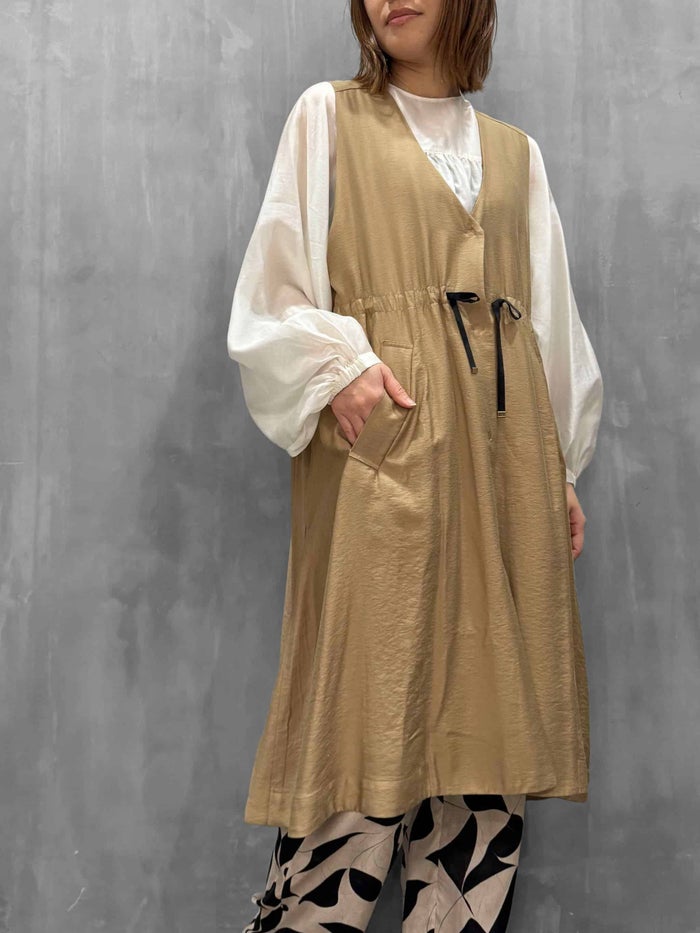 trois(トロワ)|ワッシャーデシンロングジレ|T261-83014