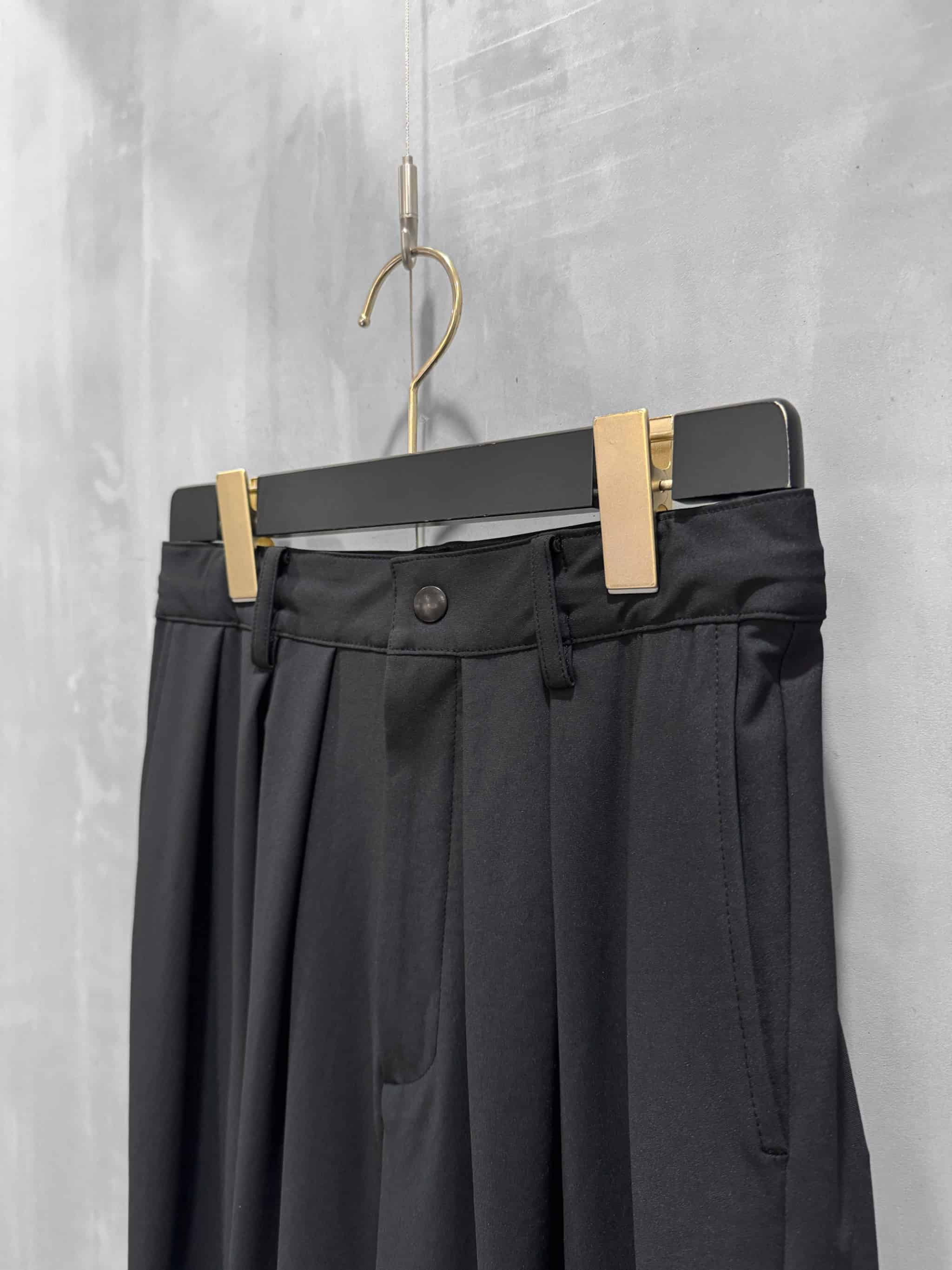 FORFORMO（フォルフォルモ）｜Jersey Tuck Wide Pants｜726114 | MFG