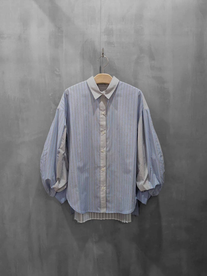 Lallia Mu(ラリア・ムー)|バックプリーツストライプシャツ|2611625