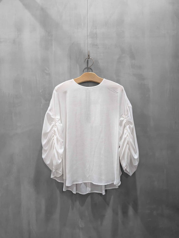 trois(トロワ)|袖ギャザーブラウス|T261-81040