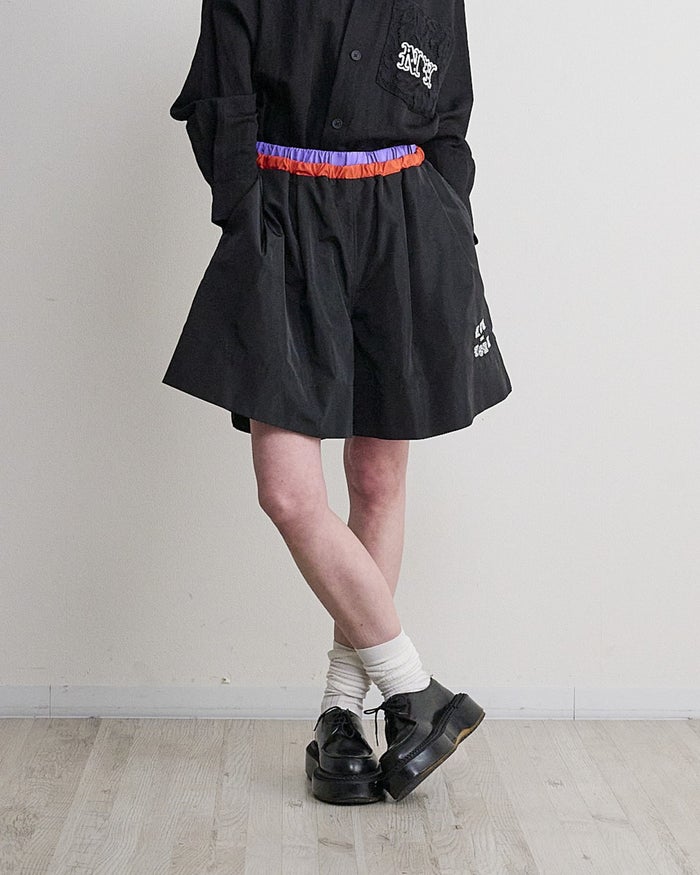 THOMAS MAGPIE(トーマスマグパイ)|Memory Taffeta Short Pants|2263302