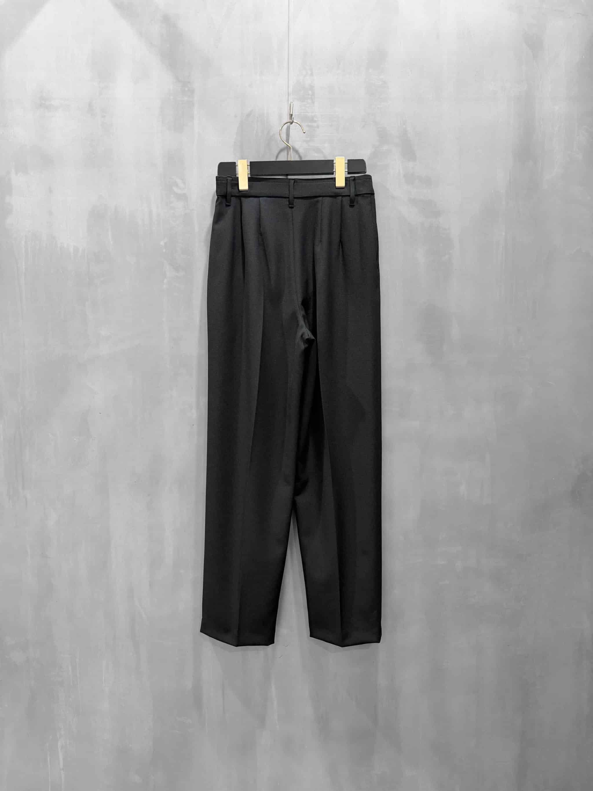 20%OFFセール】FORFORMO（フォルフォルモ）｜Stretch Tuck Pants