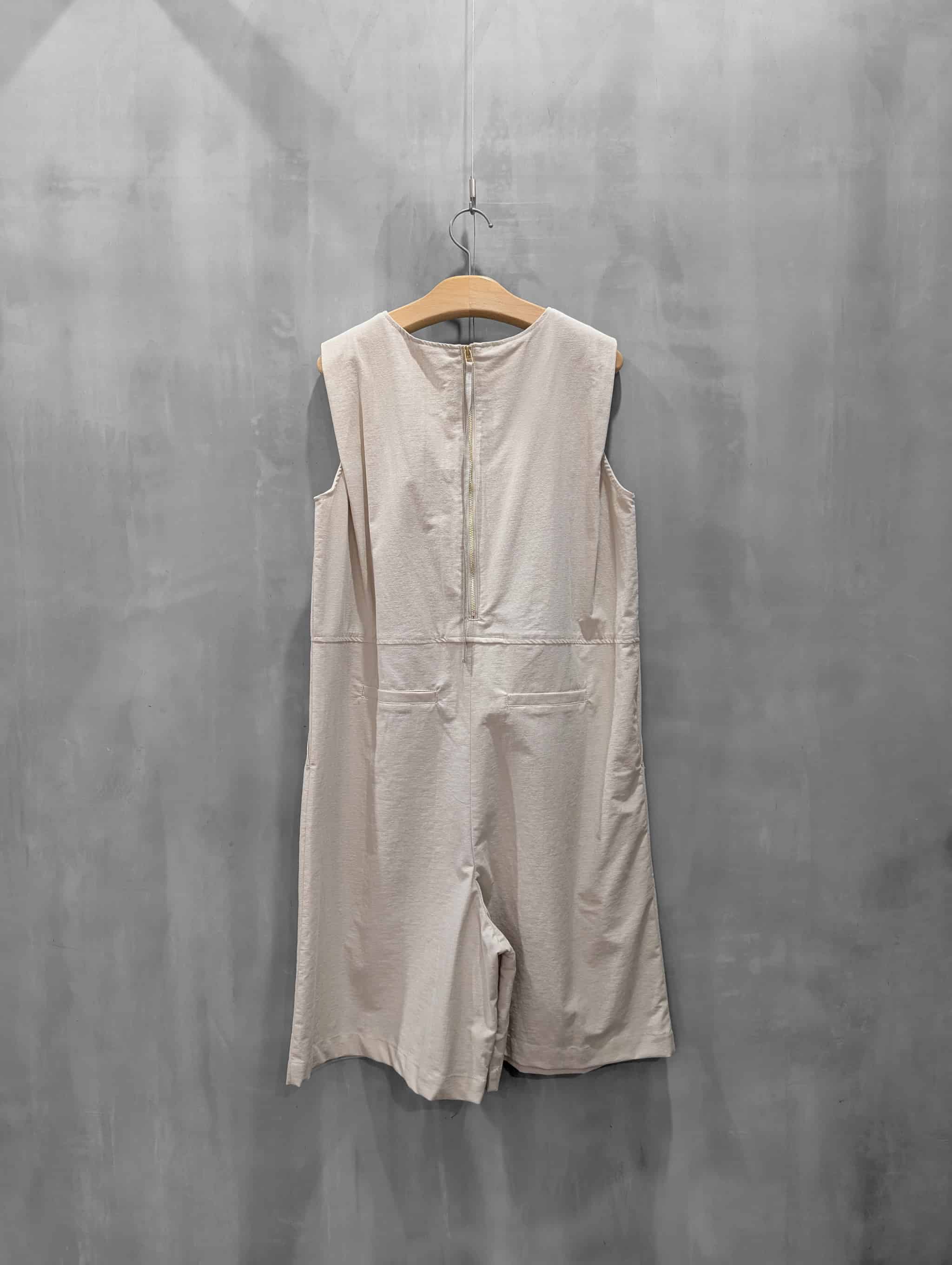 CHIGNON（シニヨン）｜タックハーフインワン｜3562-314KK | MFG WEBSTORE