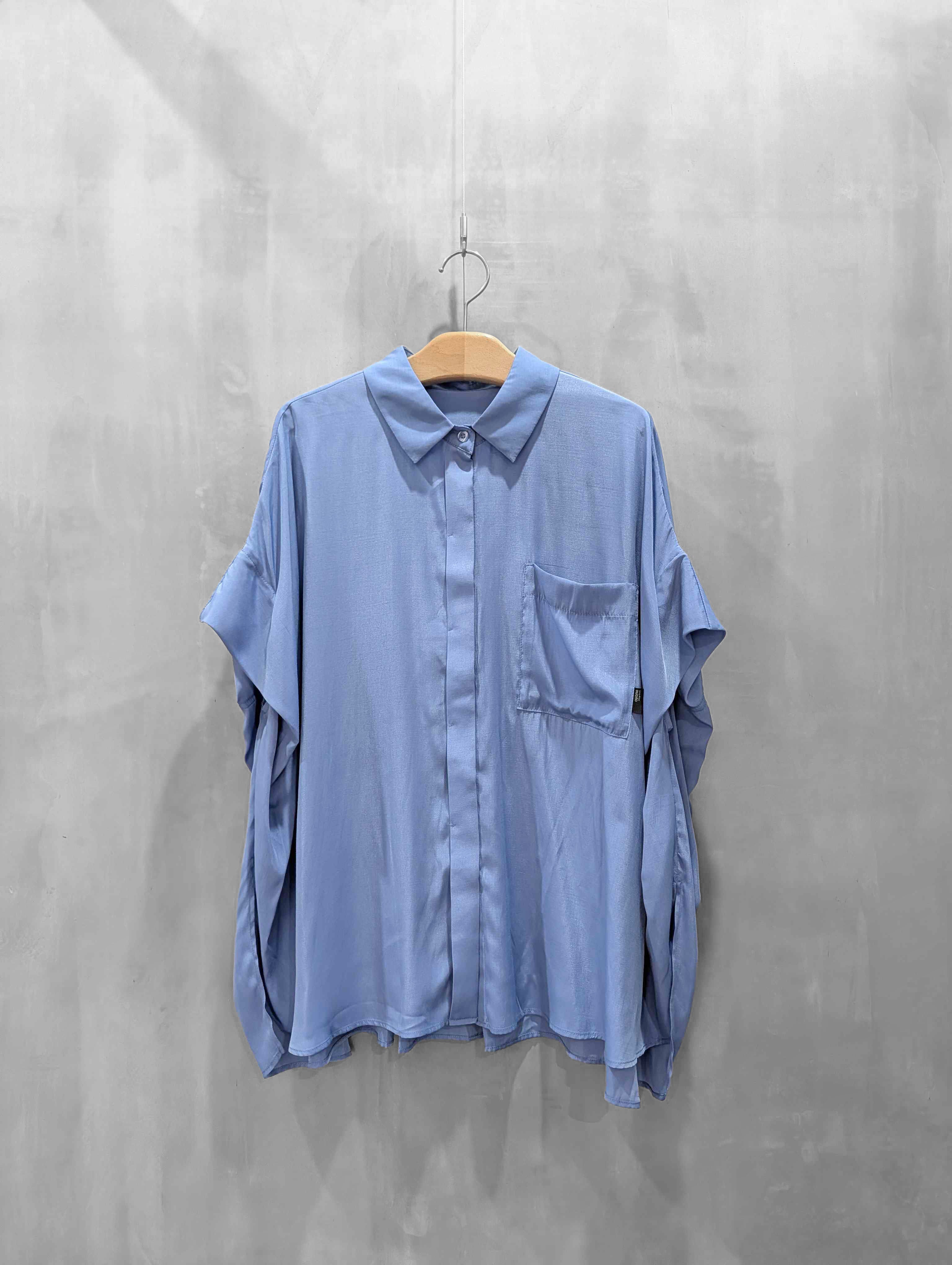 ayane（アヤン）｜オーバーサイズトロミシャツ｜826514 | MFG WEBSTORE
