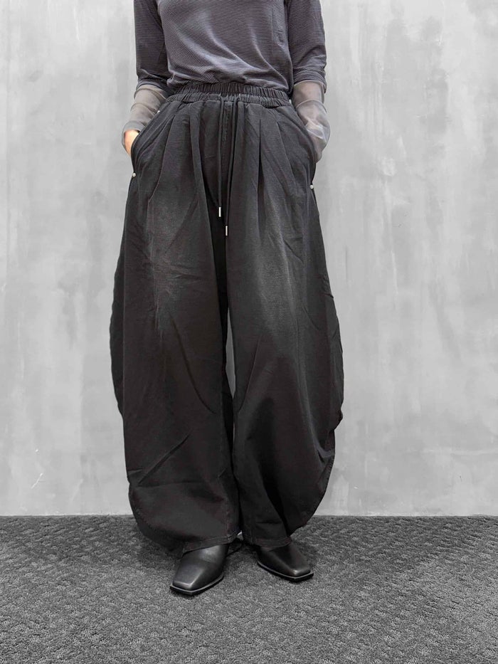 MARECHAL TERRE(マルシャルテル)|デニム加工裏毛ドレープパンツ|ZMT264PT305