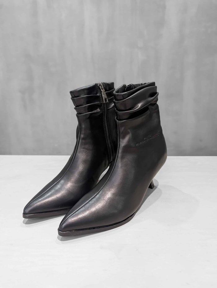 MAISON MAVERICK PRESENTS(メゾンマヴェリックプレゼンツ)|Scrunch Leather Ankle Boots|MS2558