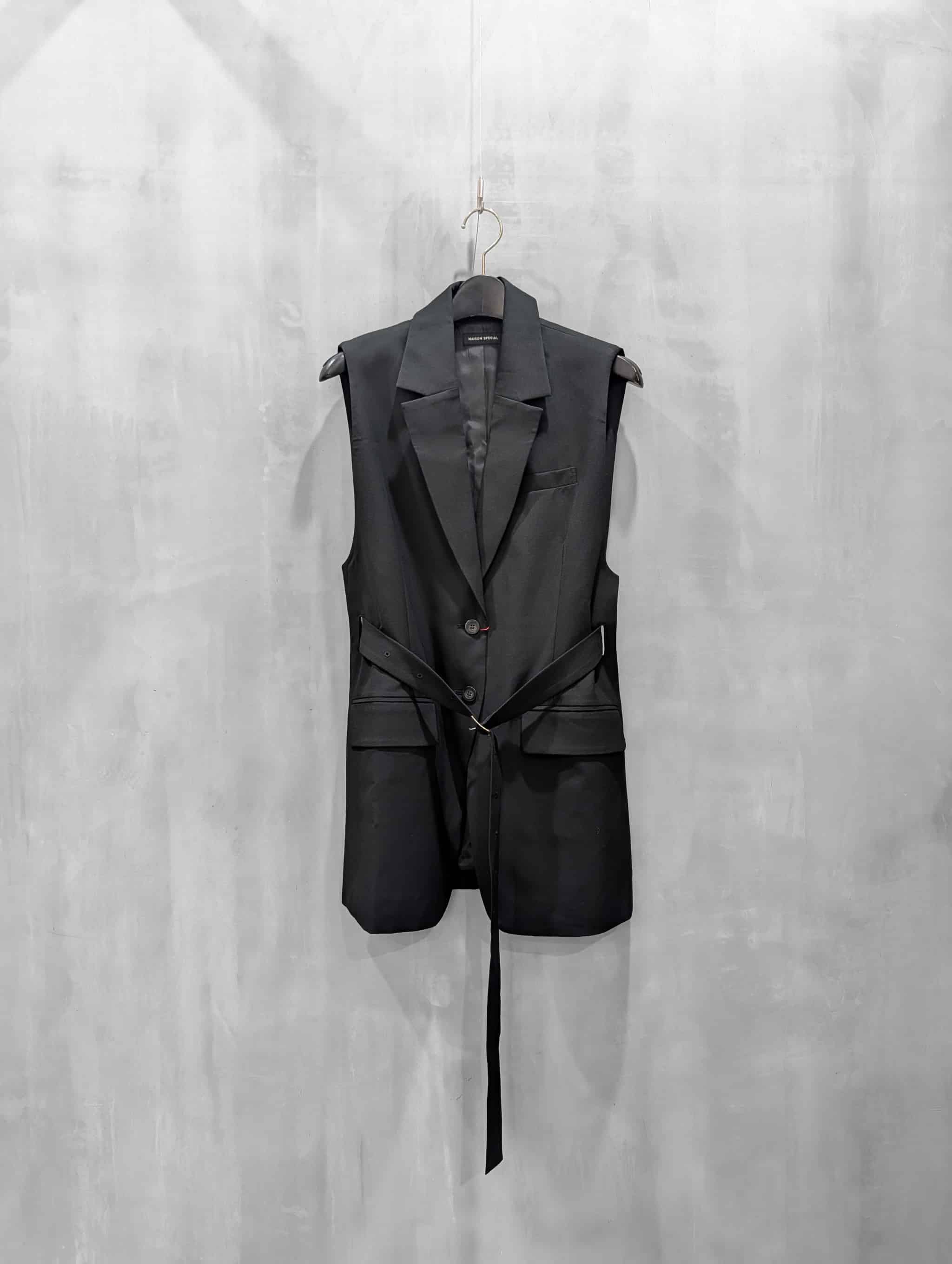 MAISON SPECIAL（メゾンスペシャル）｜Belted Side-Open Vest